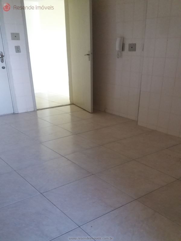 Apartamento para Alugar no Comercial em Resende RJ